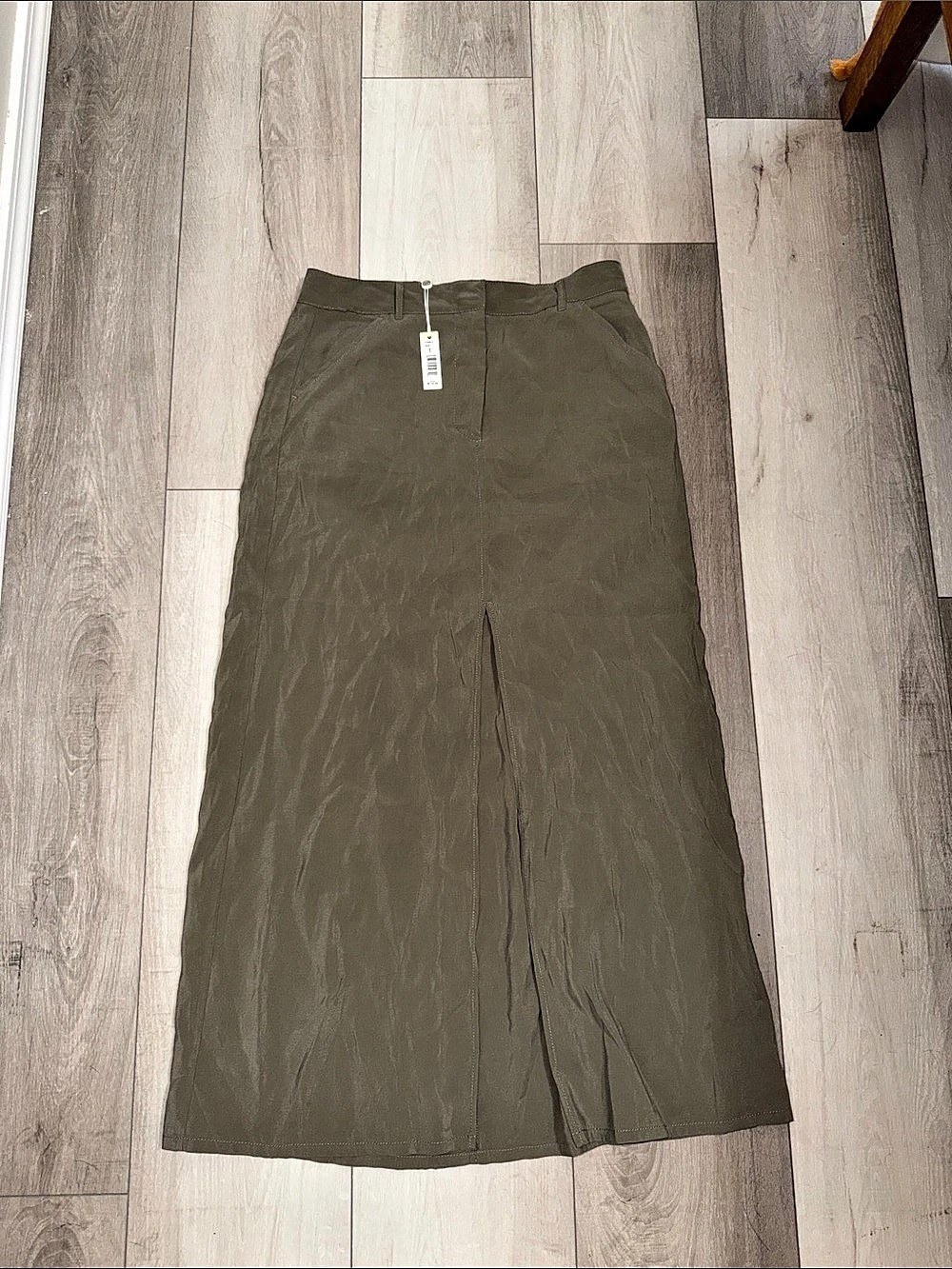 Max Studio Olive Maxi Skirt Size Large NWT